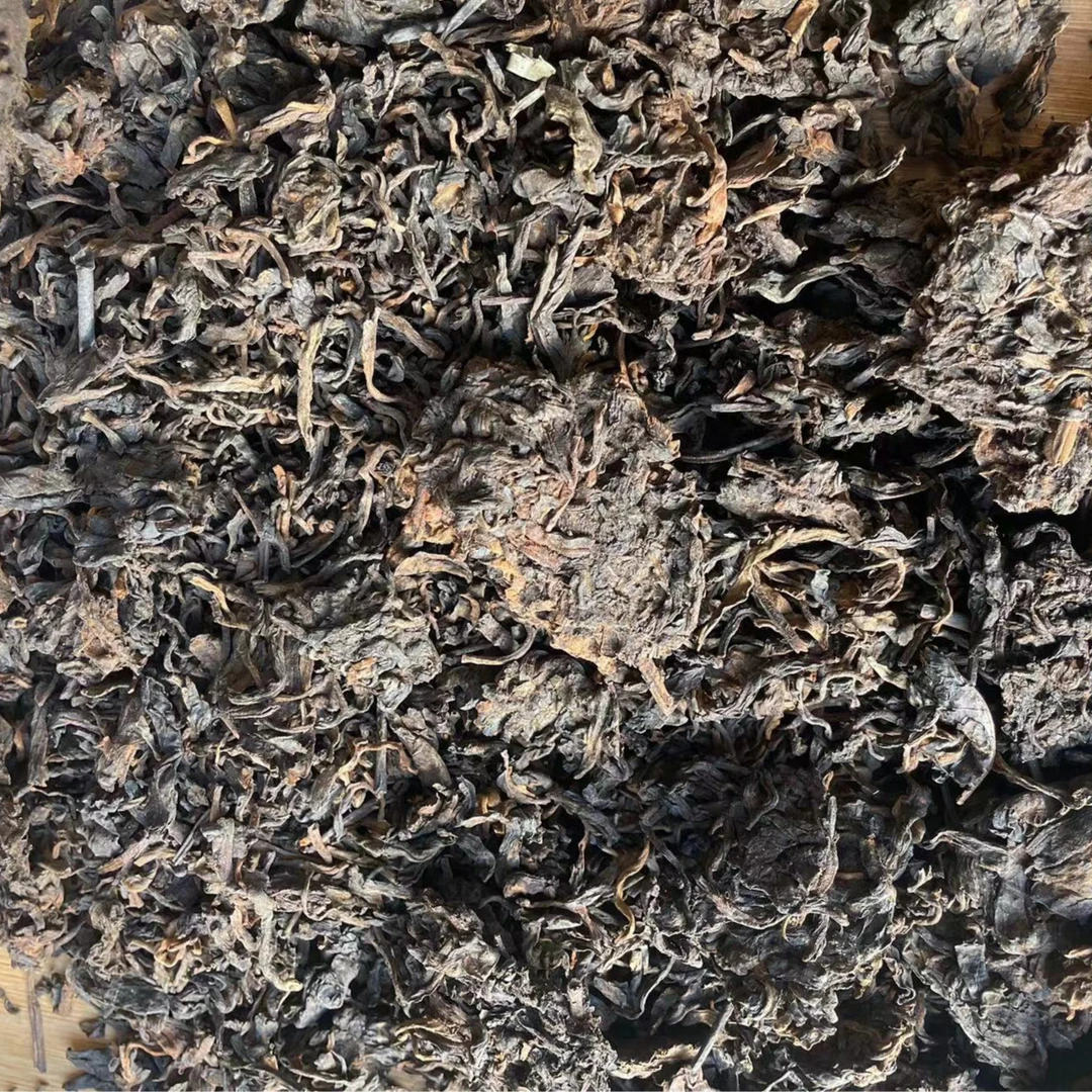【同興號】2015年原料坛子老茶头冰岛古树散料结块混装散茶熟茶100g