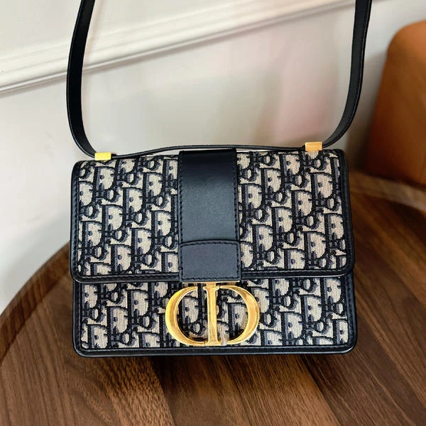 大吉中古/Dior迪奥蒙田30刺绣老花单肩包