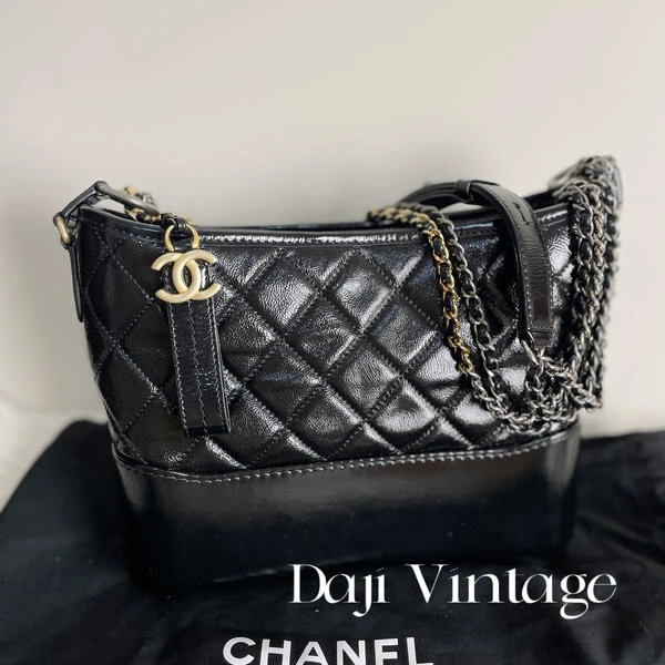 大吉中古/Chanel香奈儿黑金油蜡新中号流浪斜挎包