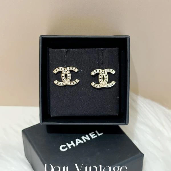 大吉中古/Chanel香奈儿双C镂空镶钻耳钉