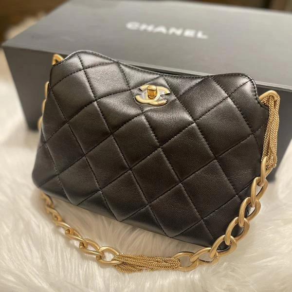 大吉中古/香奈儿23a黑金菱格纹流苏hobo单肩包