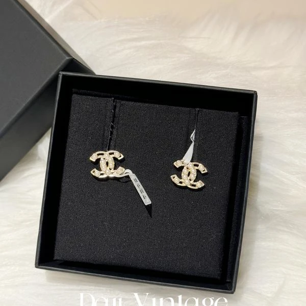 大吉中古/Chanel香奈儿双C珍珠耳钉️