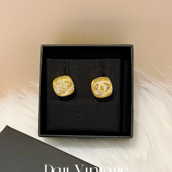 大吉中古/香奈儿21C镶钻双c黄色方糖耳钉