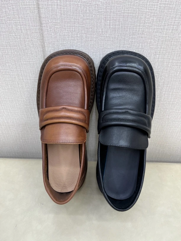 宠粉福利！头层纳帕牛皮4cm超轻厚底单鞋C3608