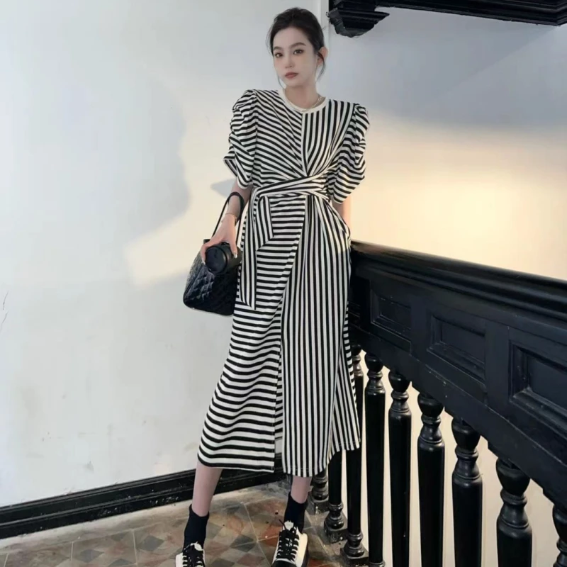 大码法式气质泡泡袖连衣裙女2025新款胖MM收腰显瘦蝴蝶结绑带长裙