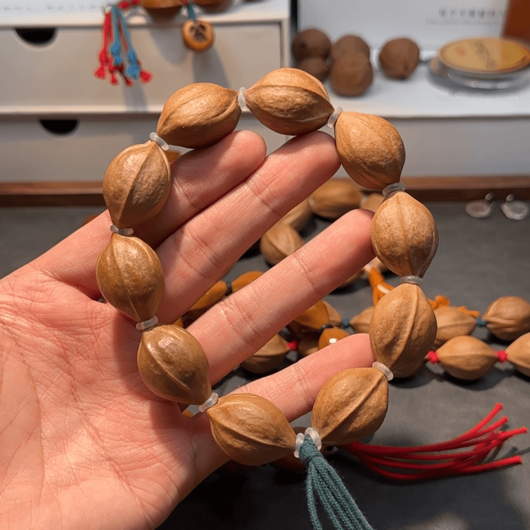 橄榄核手串1.8✖️2.7精品