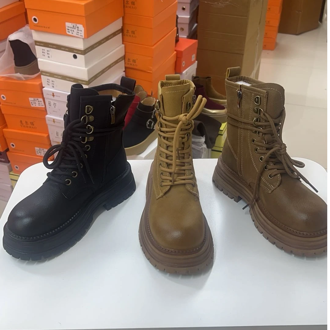 女秋冬季新款加绒短靴英伦系带复古增高软底机车靴A23-19