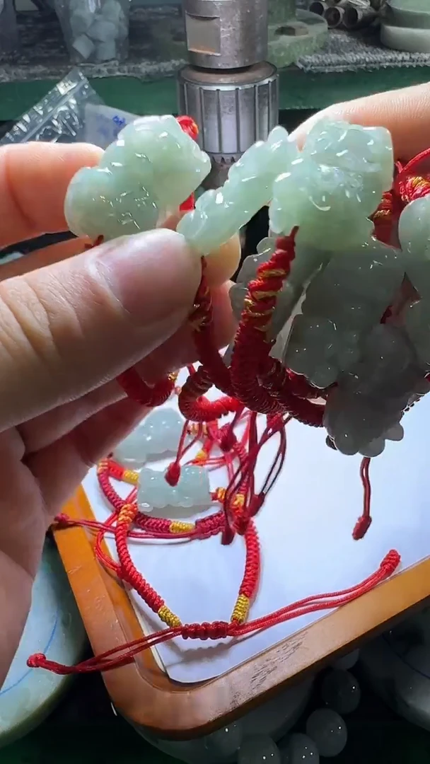 【闪购商品】翡翠手链未镶嵌多样性发一件