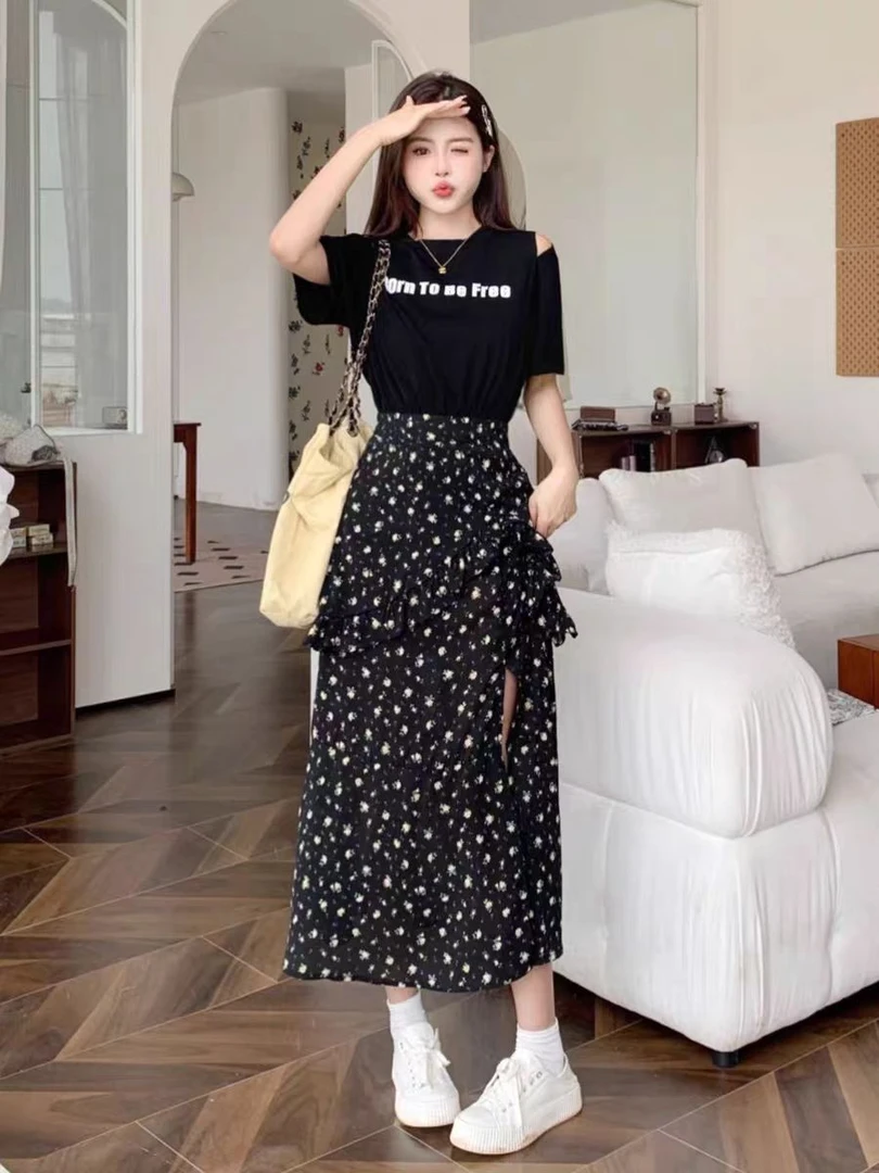 2024夏季新款夏夜花语连衣裙假两件开衩显瘦收腰正肩连衣裙