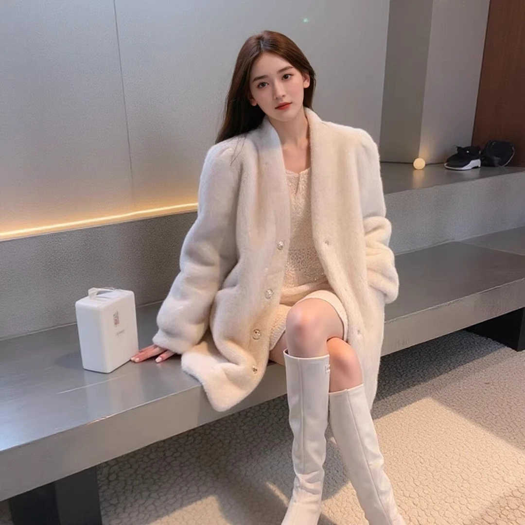 慵懒氛围环保v领毛毛外套女秋冬皮毛一体加厚毛绒网红气质网红