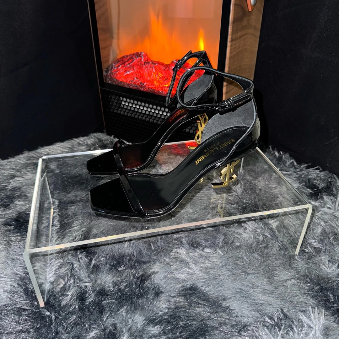 36码/YSL 圣罗兰/一字带金标高跟凉鞋/98新/ZN00106