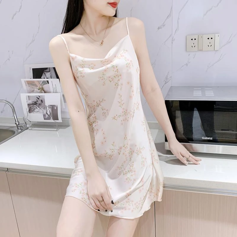 2025年新款睡裙女春夏季冰丝薄款吊带轻奢小翠花睡衣印花家居服
