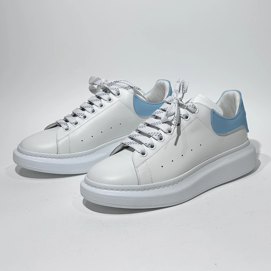 42码/99新闲置/Alexander McQueen/麦昆 蓝尾时尚小白鞋/WX0941