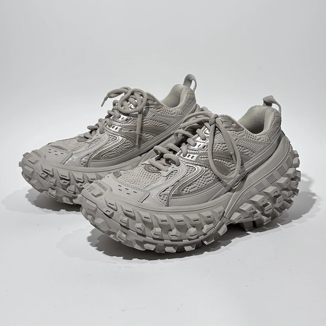 38码/98新/Balenciaga/巴黎世家 轮胎鞋 淡棕色时尚老爹鞋/WX1027