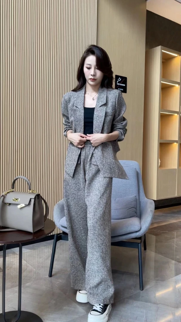 【梦婷家】高级感亮钻西装不规则长袖外套高腰阔腿裤套装-24608