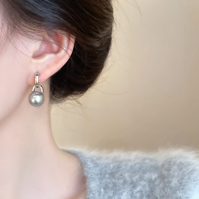 铜合金耳饰 【079】高级感小众设计感秋冬耳环时尚百搭耳饰女