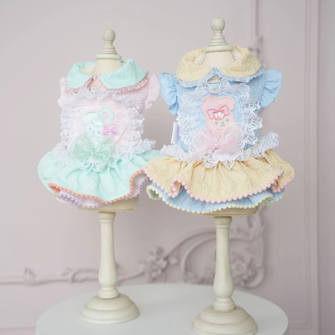 新款棒棒糖宠物狗狗衣服秋冬新款彩色小格兔裙防风防水过冬衣比熊