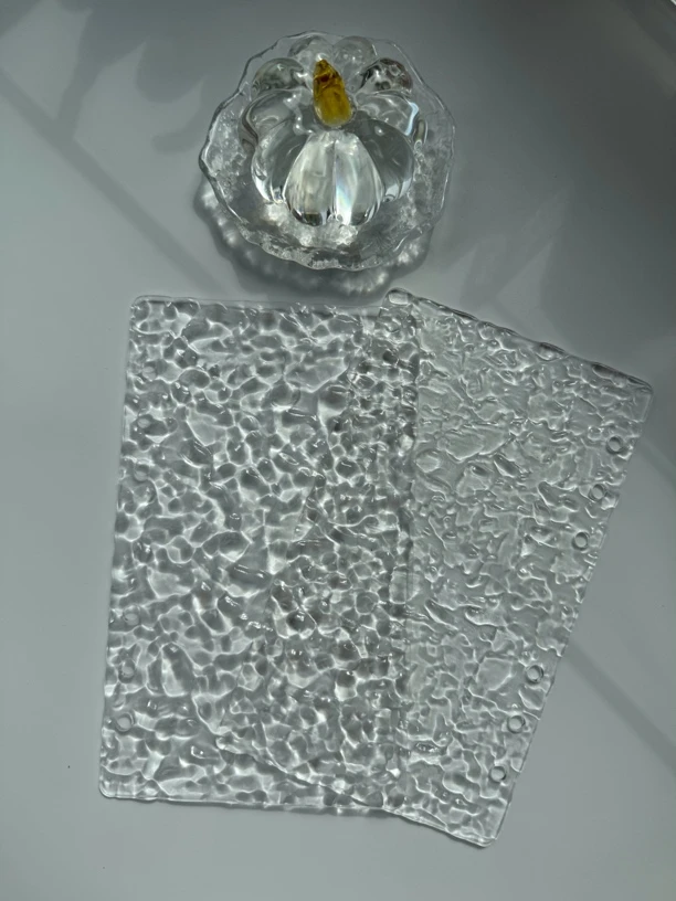 A6 水波纹6孔亚克力活页本（带扣环）