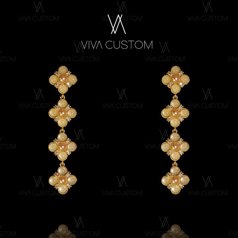 铜合金合成锆石耳饰 （小香风系列）气质高级四叶草花朵耳钉