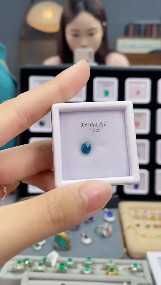 【闪购商品】锆石裸石未镶嵌1.6ct