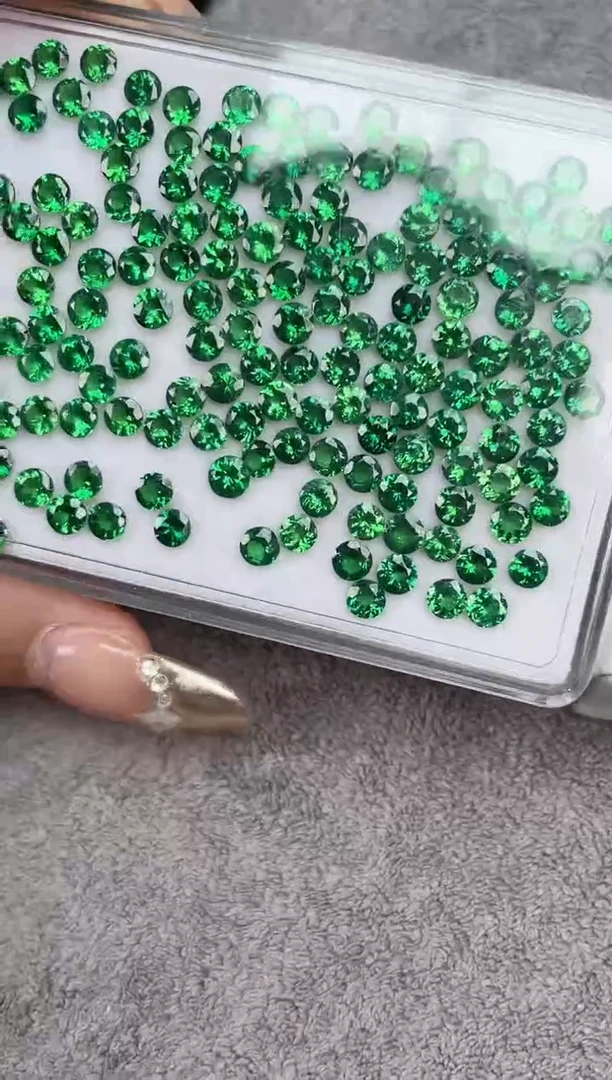 【闪购商品】石榴石（沙弗莱）裸石未镶嵌多样性发货1颗