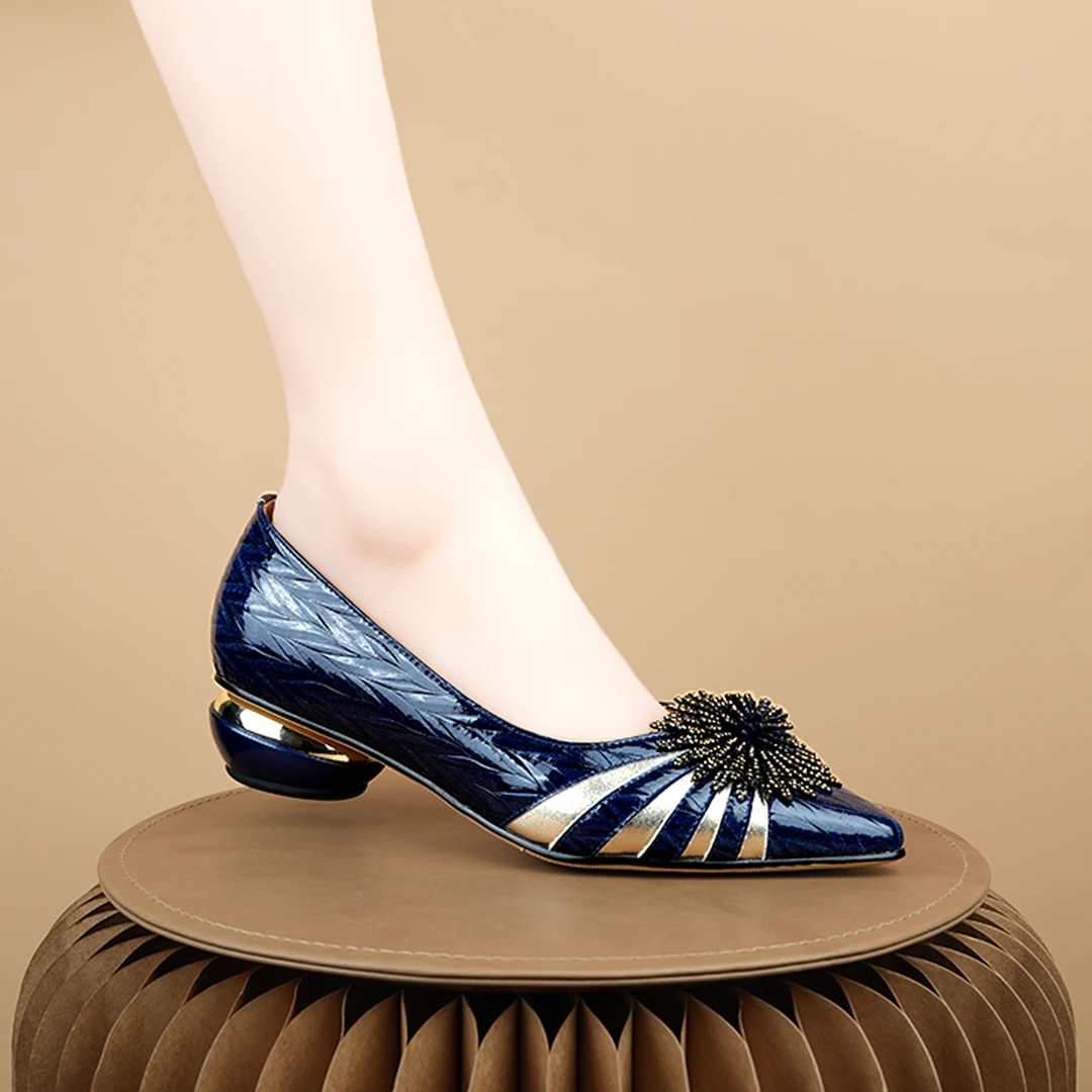 格美诗2024新款优雅尖头蓝色软底百搭舒适女士时尚浅口高跟鞋6103