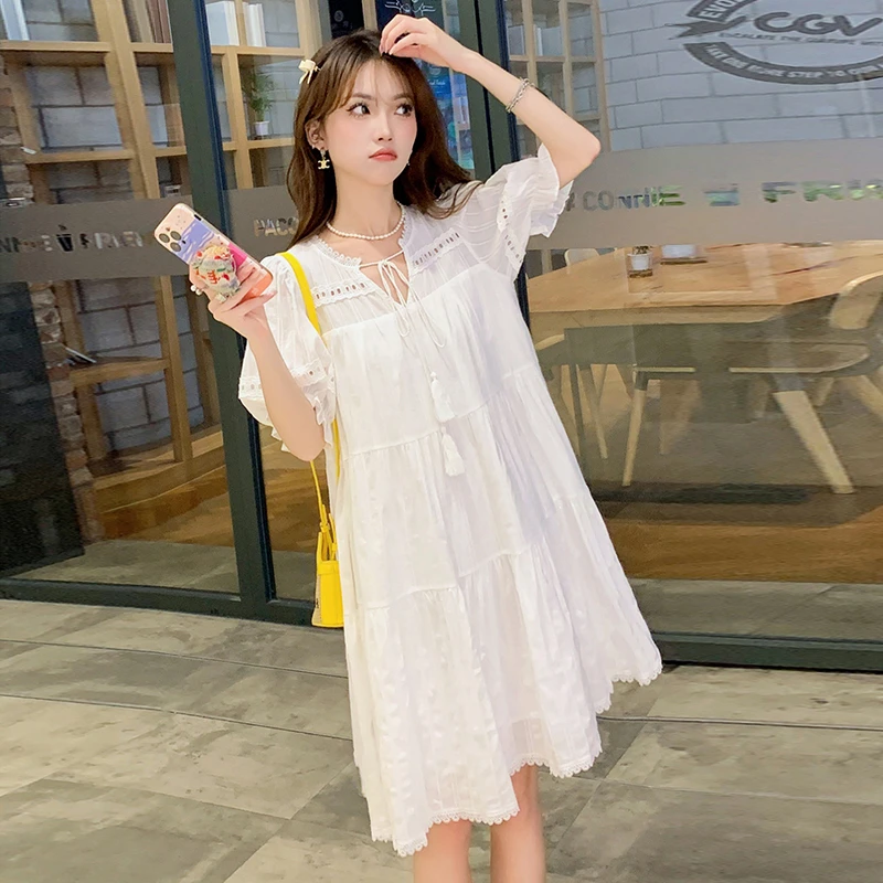 缕空花边V领短袖连衣裙女夏季新款微胖mm显瘦韩版宽松大码仙女裙