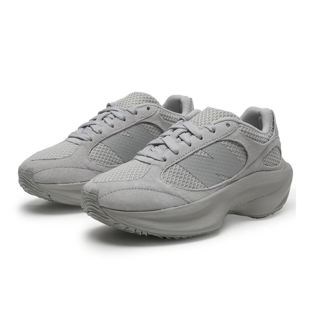 New Balance Warped Runner 舒适透气跑步鞋 灰色UWRPDCCE