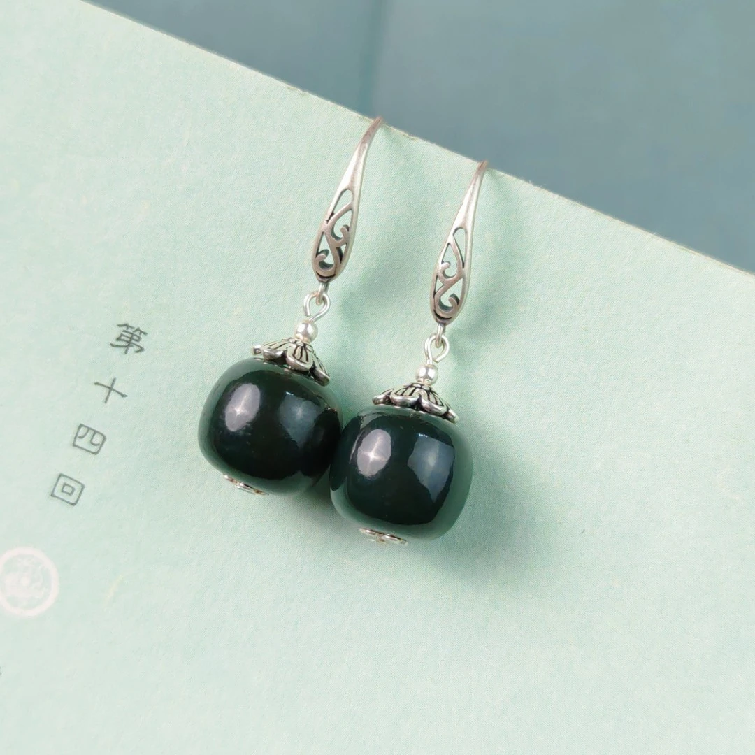 925银天然和田玉墨玉12 毫米耳环短款银耳钩和田玉耳坠811407