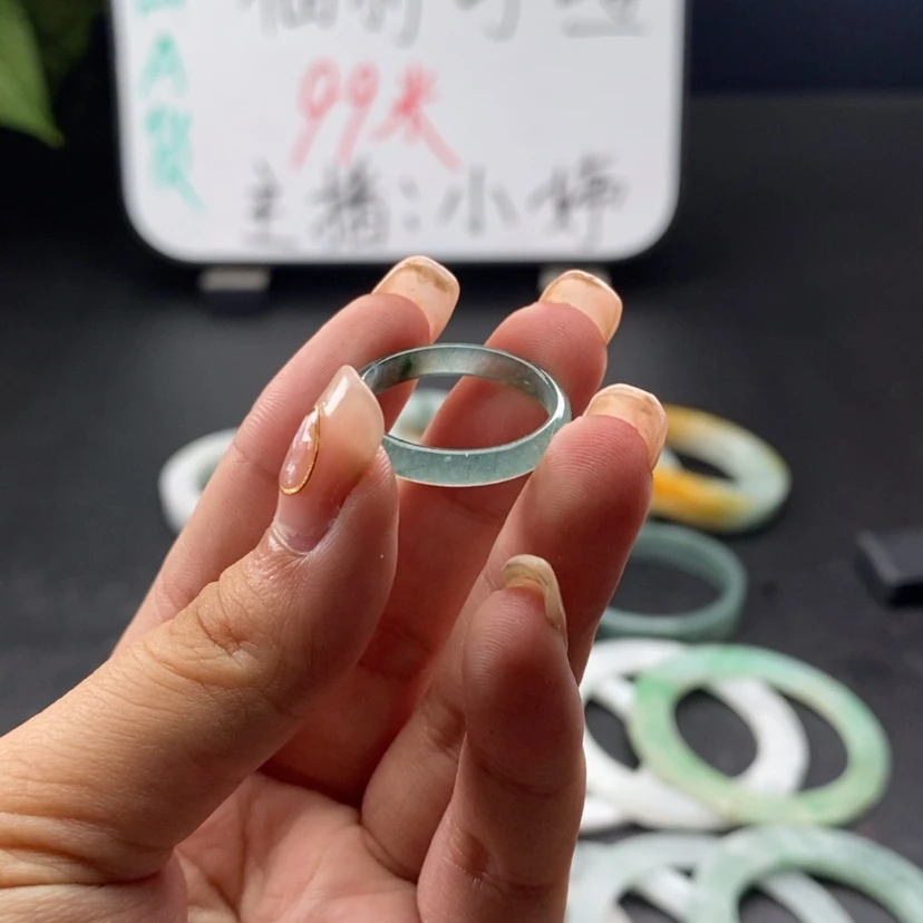 【闪购商品】翡翠戒指未镶嵌迟*遇