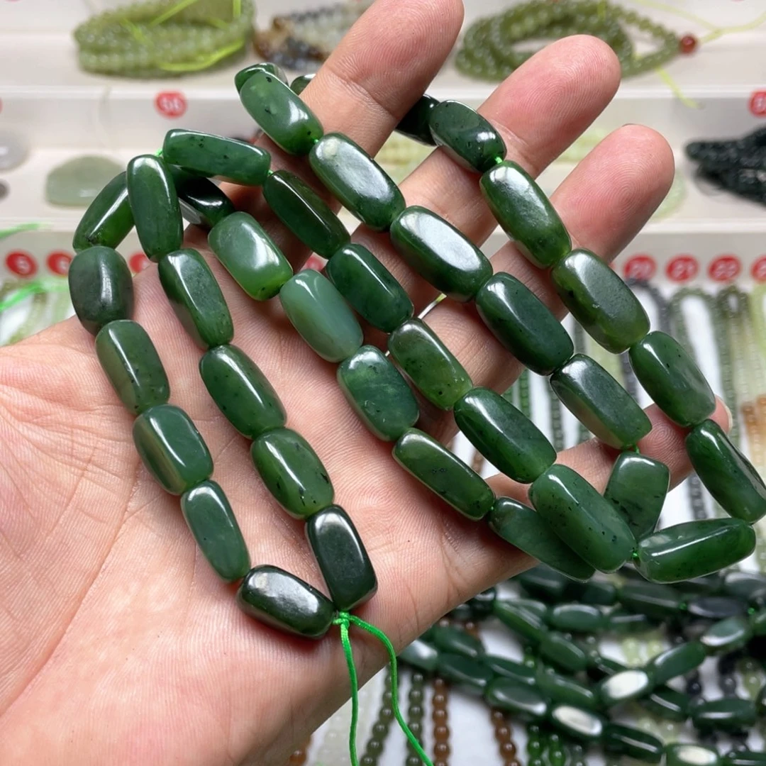 和田玉（碧玉）颈饰未镶嵌