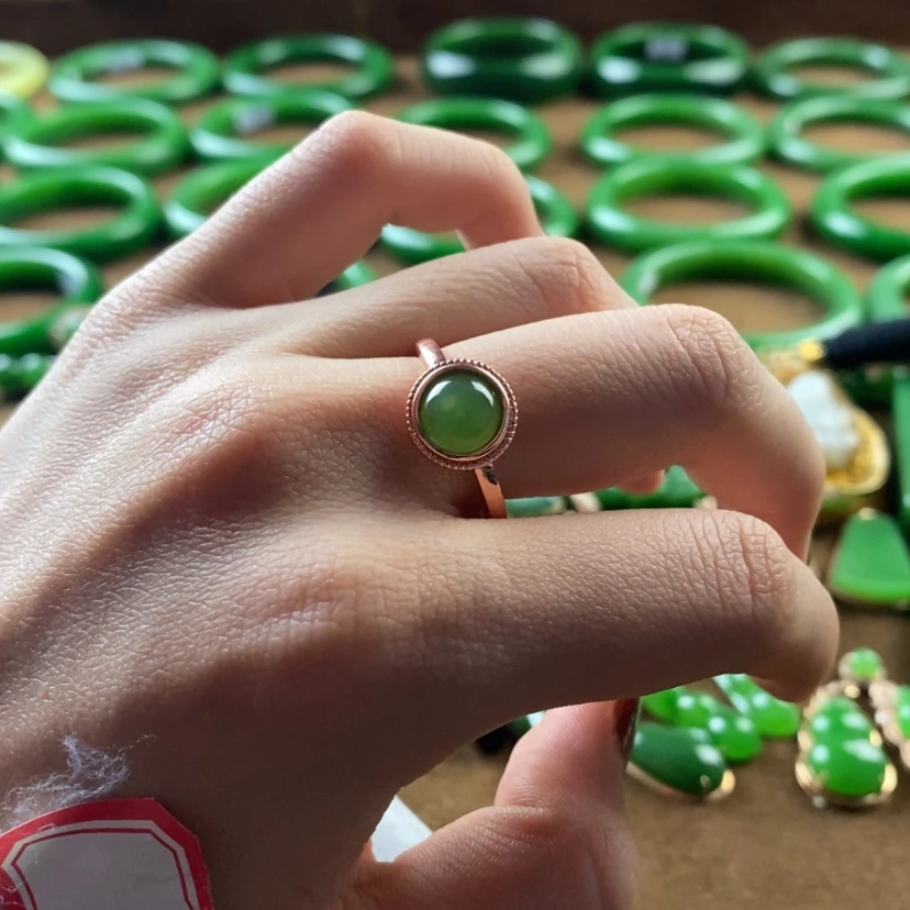 【闪购商品】和田玉（碧玉）戒指未镶嵌三*