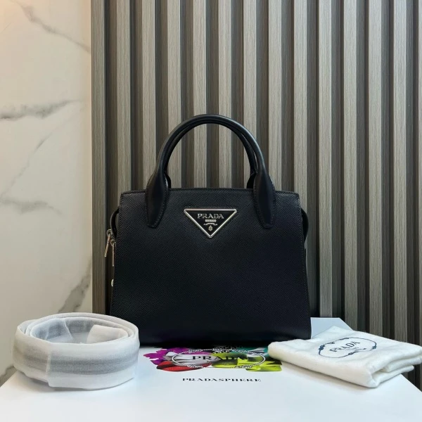娜扎严选/普拉达/包包/98新/市场价99999/241027QR0019