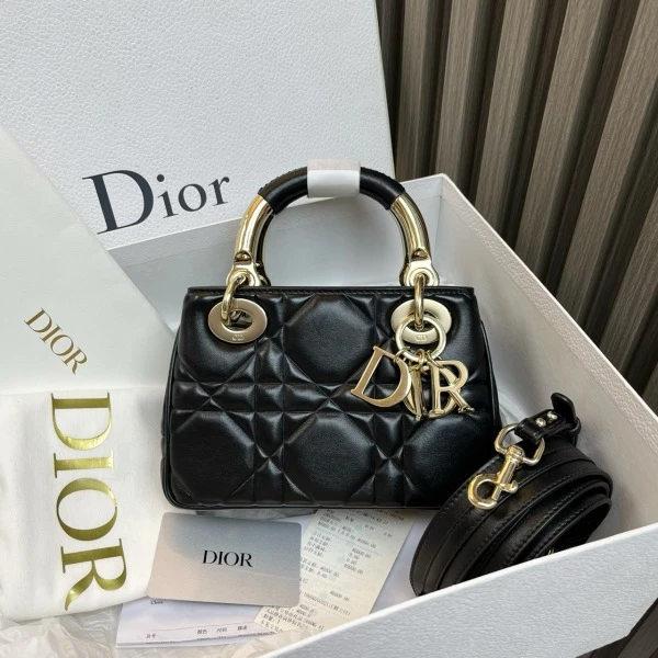 娜扎严选/迪奥/包包/99新/市场价99999/241024QR0030