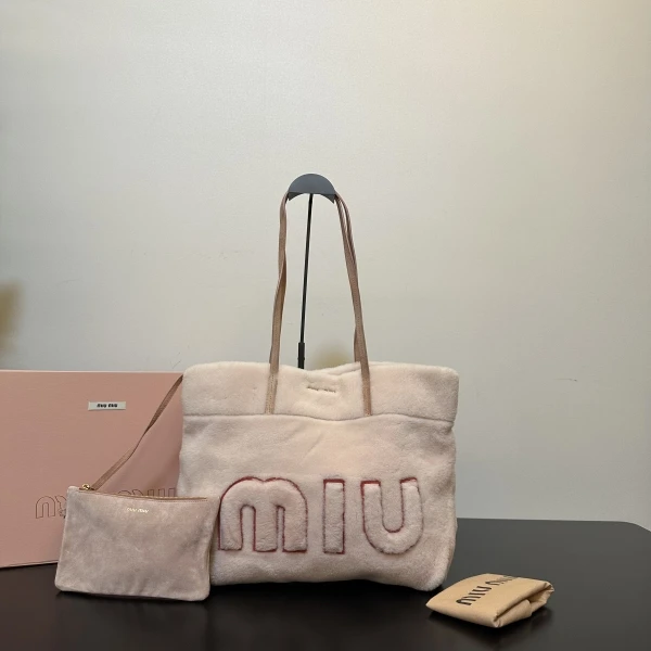 娜扎严选/谬谬/包包/95新/市场价22800/241030QR0031