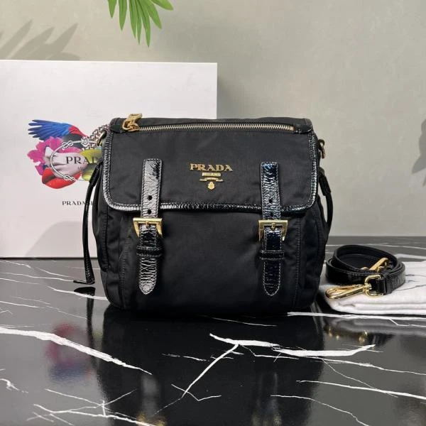 娜扎严选/普拉达/包包/95新/市场价23000/241101QR0031