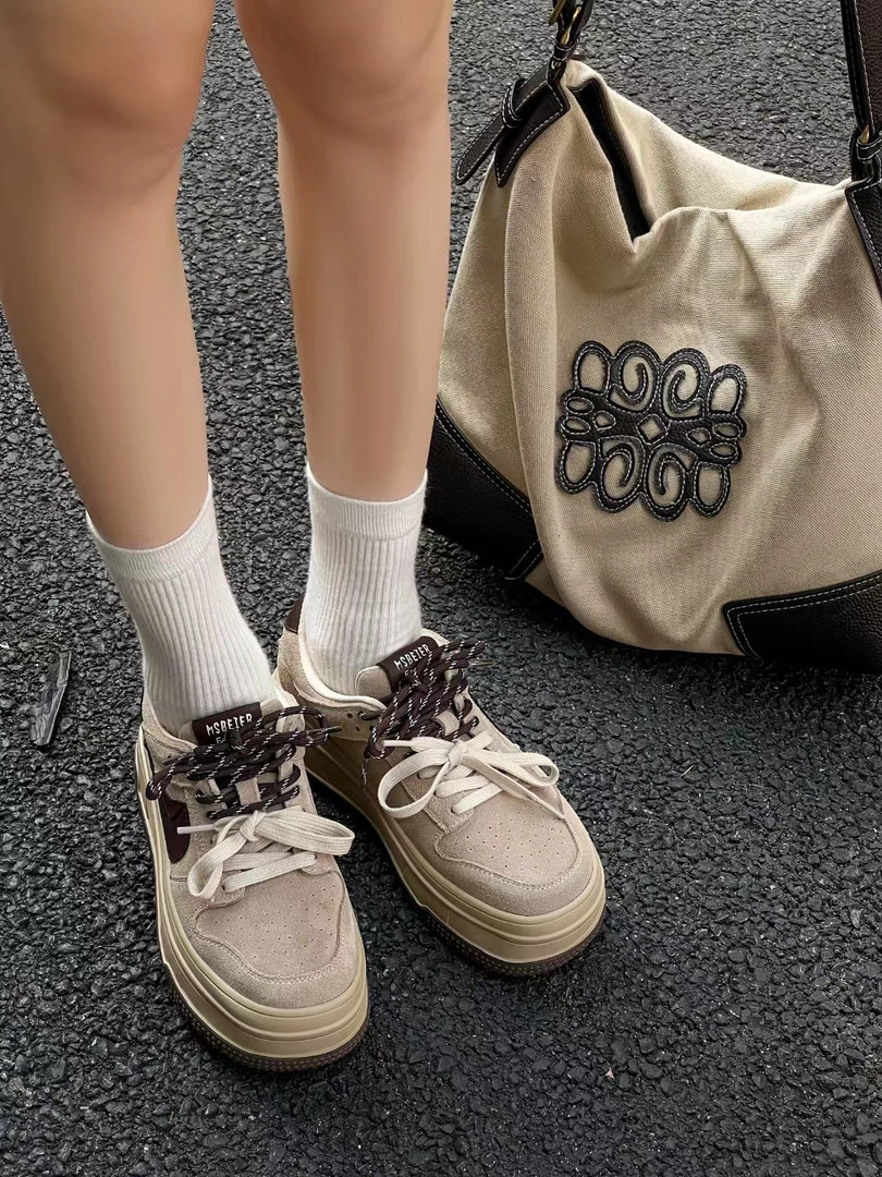 秋季新款小众厚底休闲鞋女百搭圆头板鞋