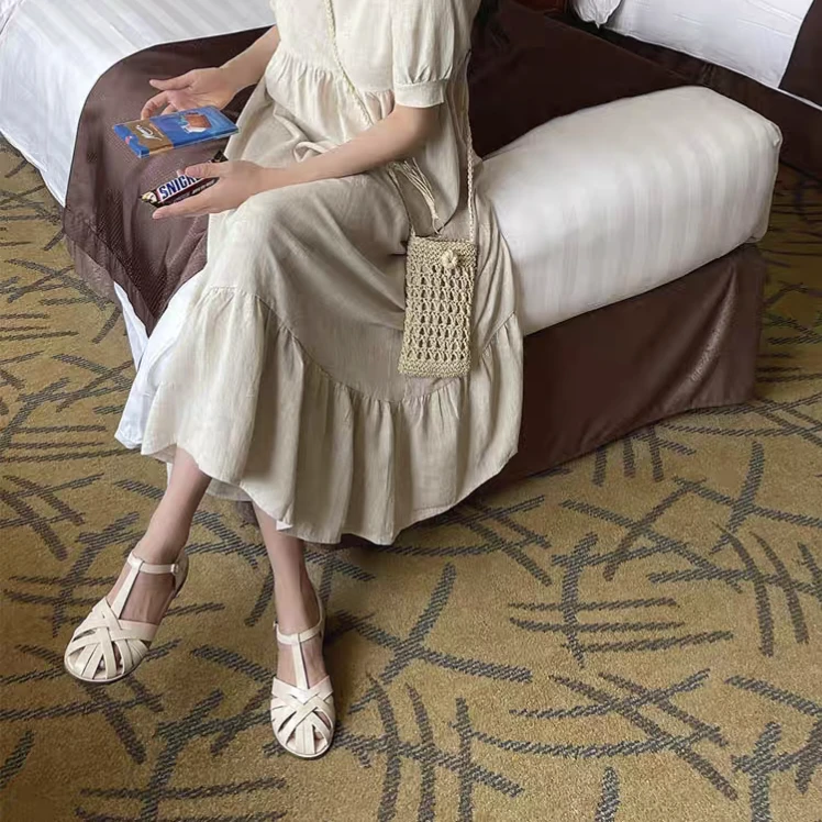 333099包头镂空交叉仙女网红百搭复古学生平底沙滩凉鞋