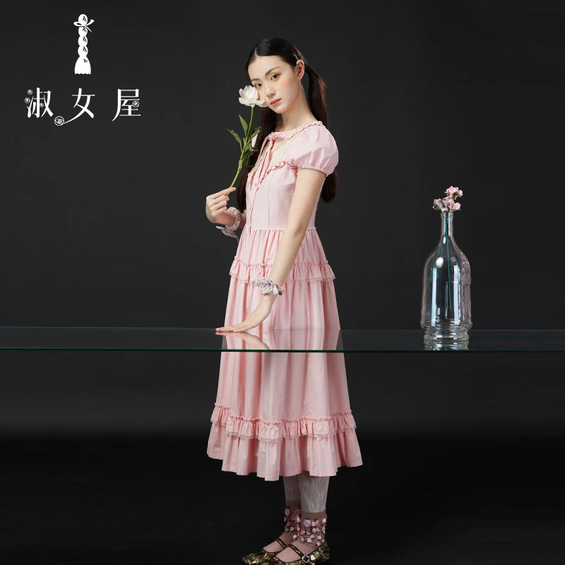 淑女屋官方旗舰店荷叶花边开襟粉色温柔淑女风高腰修身时尚连衣裙