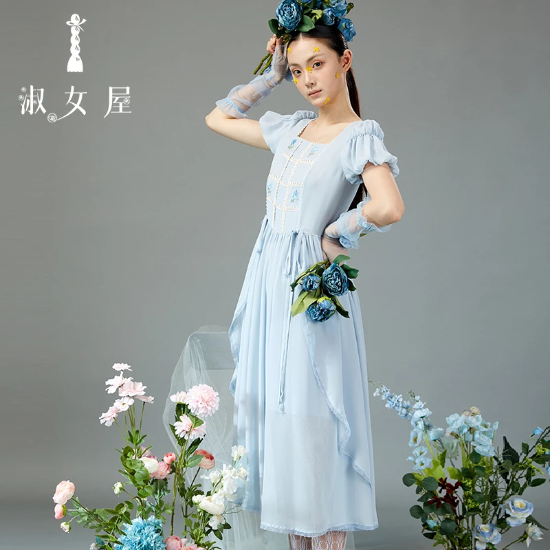 淑女屋官方旗舰店格子方领泡泡袖百褶设计师款公主连衣裙2025夏新