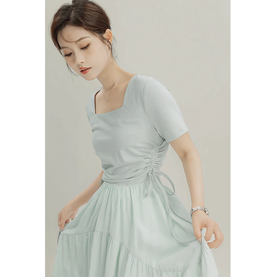 「GUIER」方领抽绳褶连衣裙2024拼接设计感小众显瘦长裙LJ0417