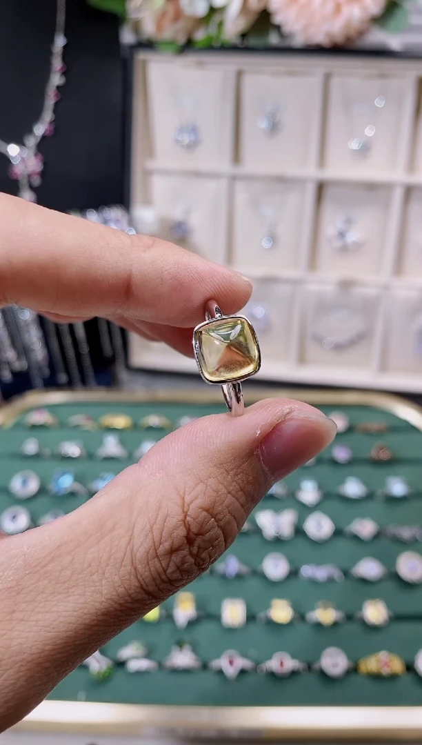 【闪购商品】黄晶戒指银S925镶嵌带证书