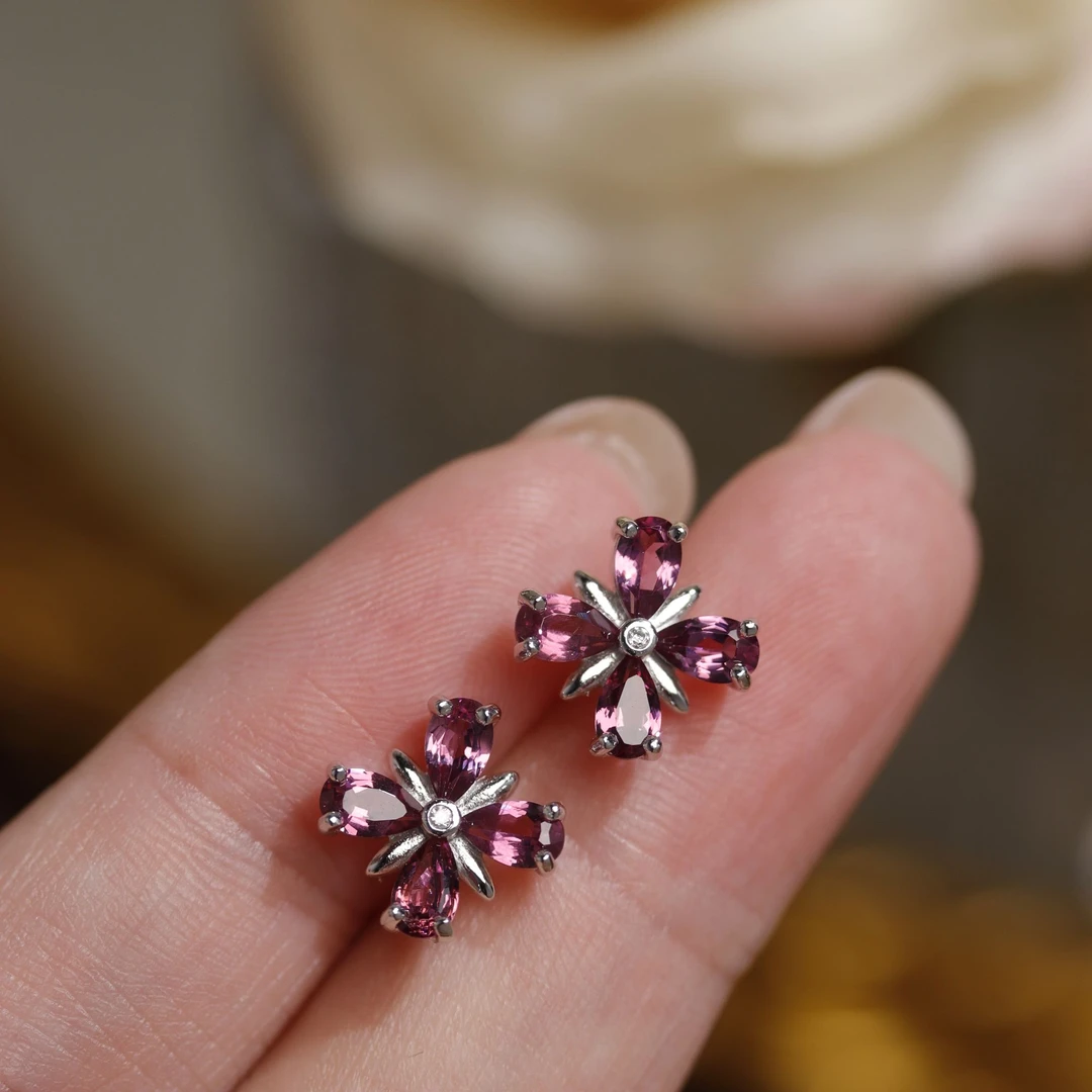 天然石榴石耳钉通体S925银镶嵌