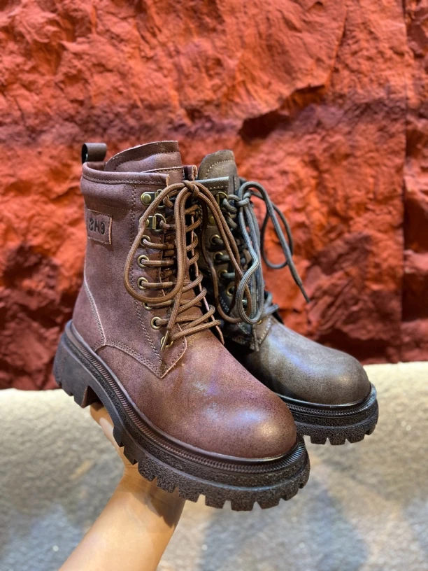 17-6复古厚底增高马丁靴女款显脚小2024爆款春秋款工装短靴潮