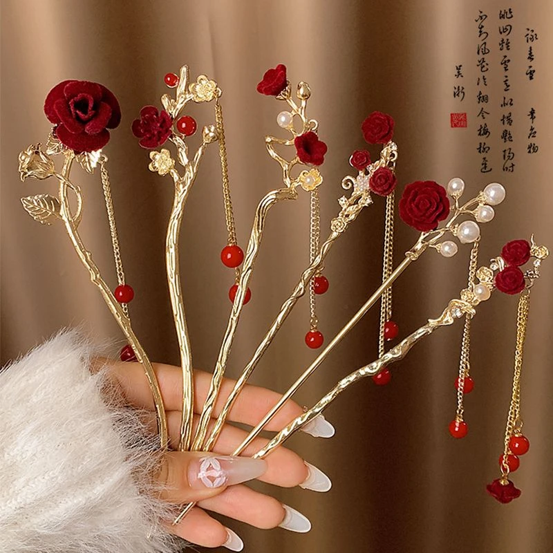 红色中式花朵发簪玫瑰秋冬高级盘发发钗古风汉服头饰流苏圣诞簪子