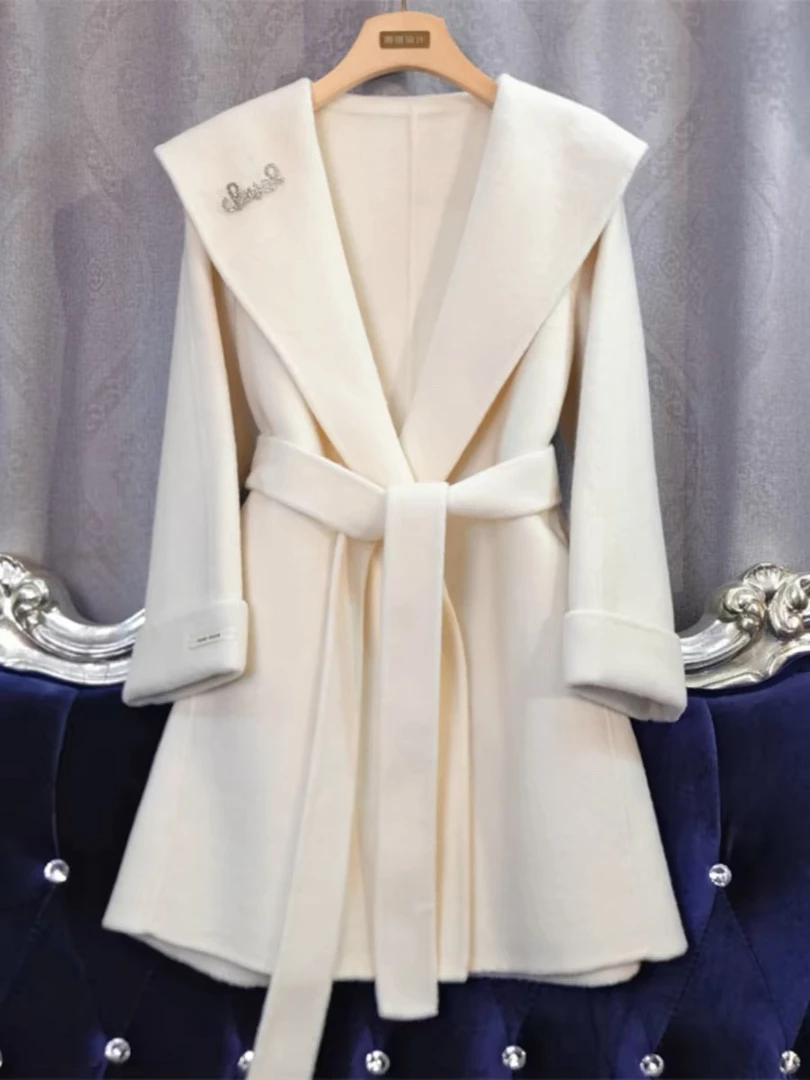 2024年秋冬新款减龄系带海军领双面大衣