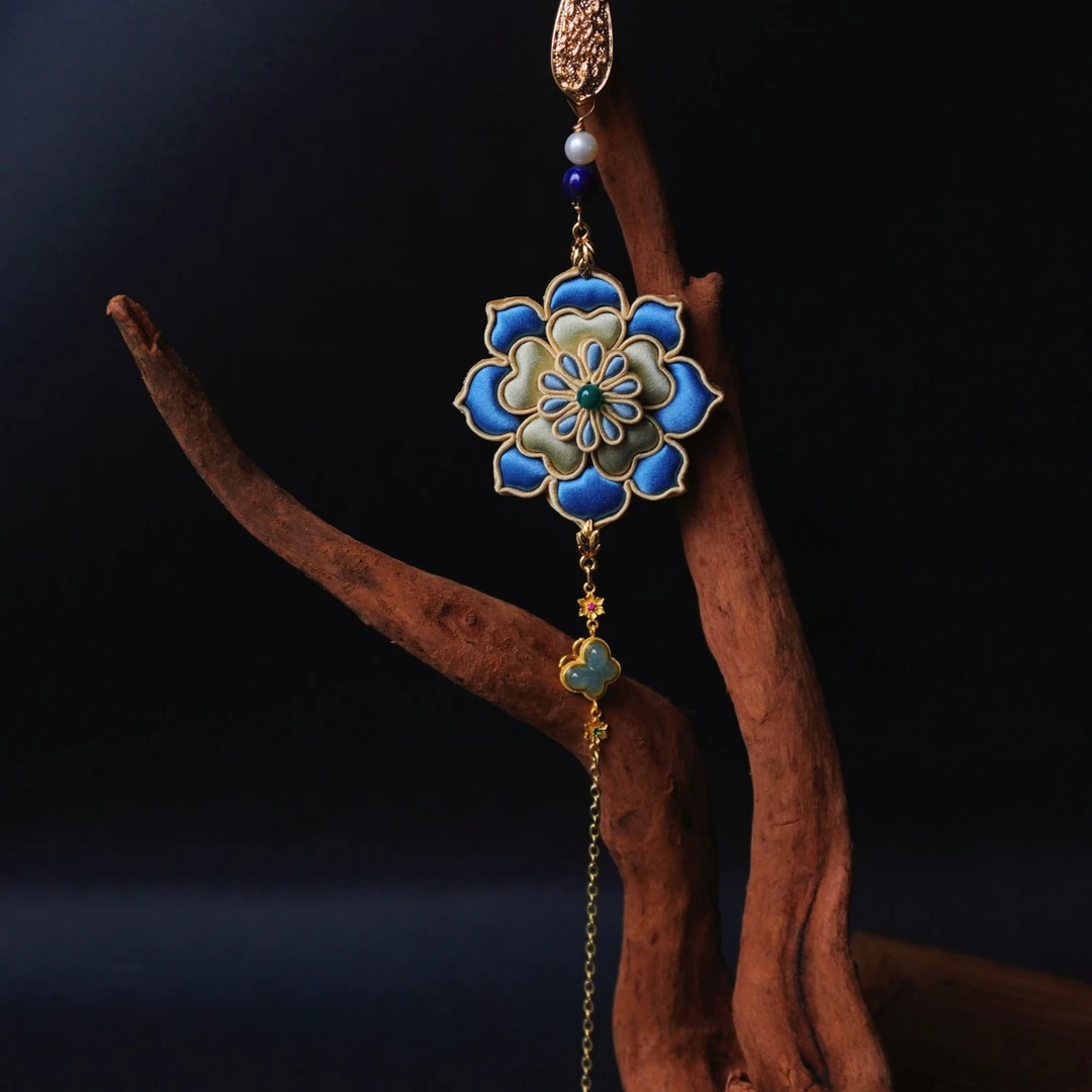 非金属布艺胸针 青寻盘扣「似我」蓝色宝相花压襟新中式旗袍配饰