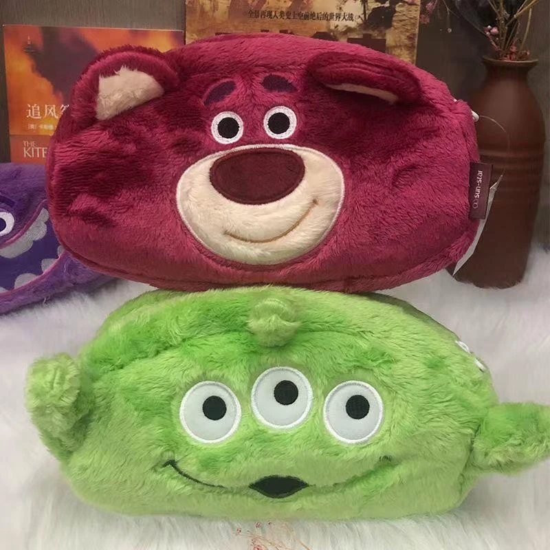 可爱卡通草莓熊三眼仔大容量软fufu笔袋双面可用毛绒绒收纳袋H259