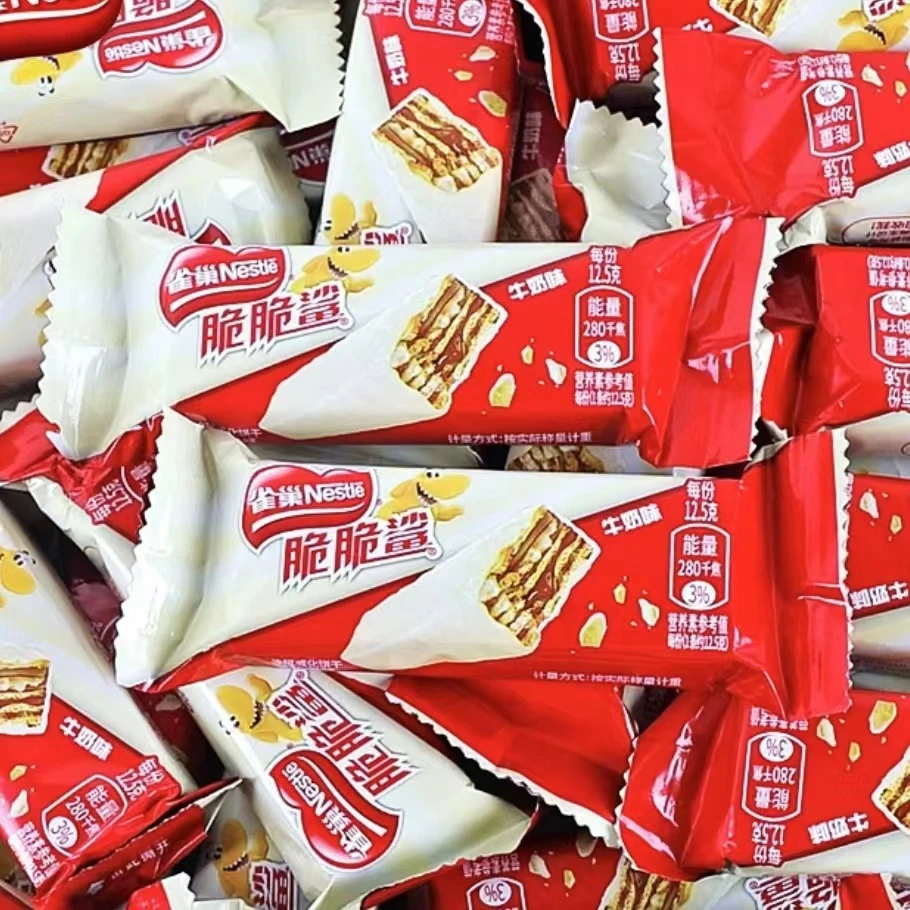 【丹玬专享】雀/巢 脆脆鲨威化夹心饼干牛奶花生休闲小零食