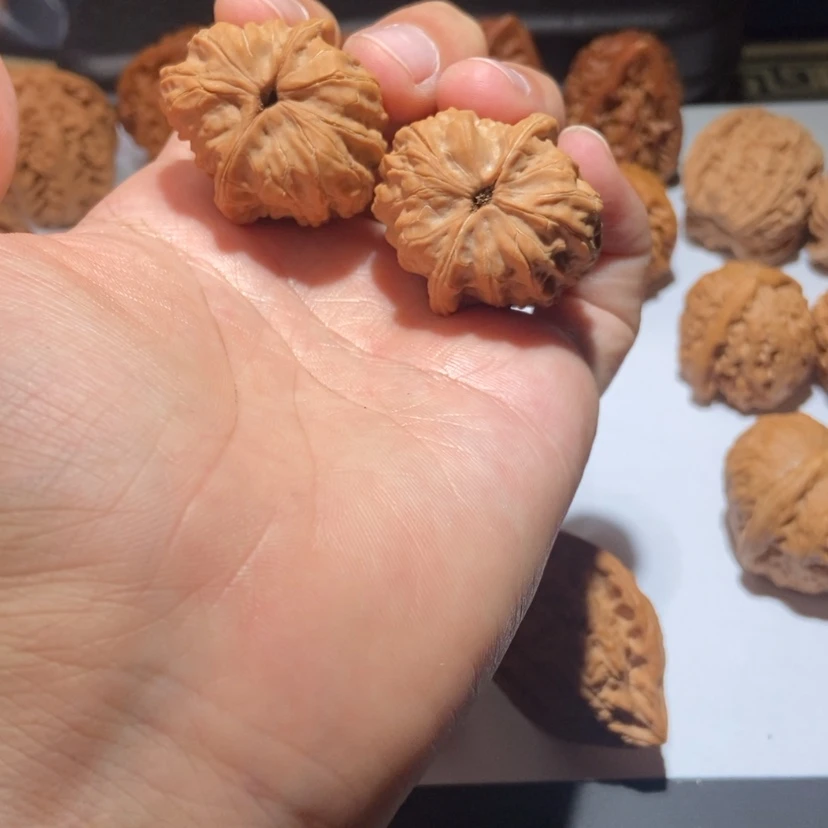 【闪购商品】文玩核桃吊坠星*.